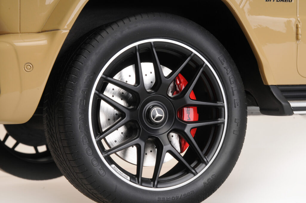 「孫悟空」MINICHAMPS Mercedes AMG s-l1200.jpg