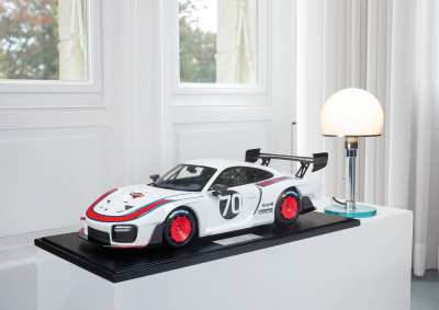 Modellino Porsche 935/19 Tenner Racing 2019 Le Mans Scala 1/18 Minichamps Edizione Limitata