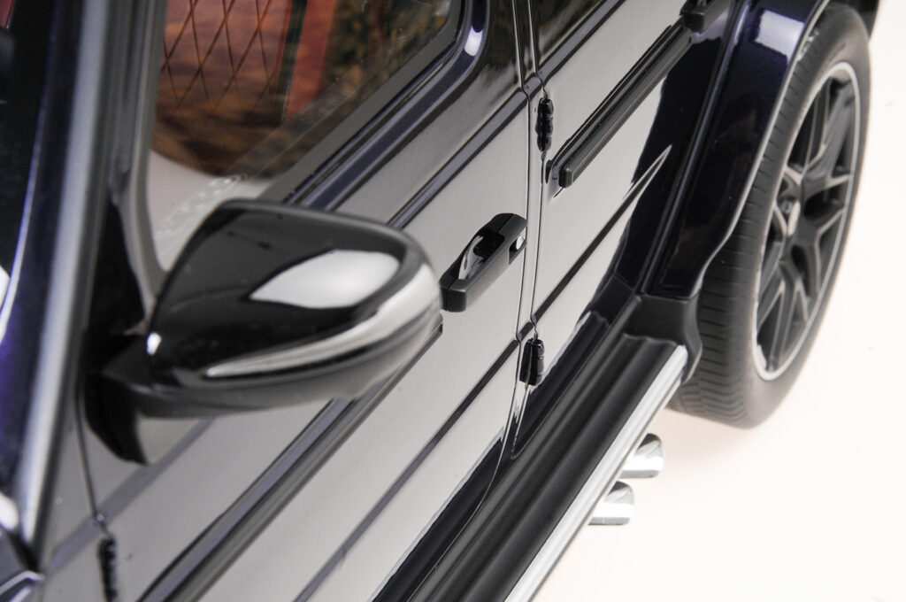 Minichamps 1:8 Mercedes-AMG G63 – 2018 Mystic Blue 1–99/99